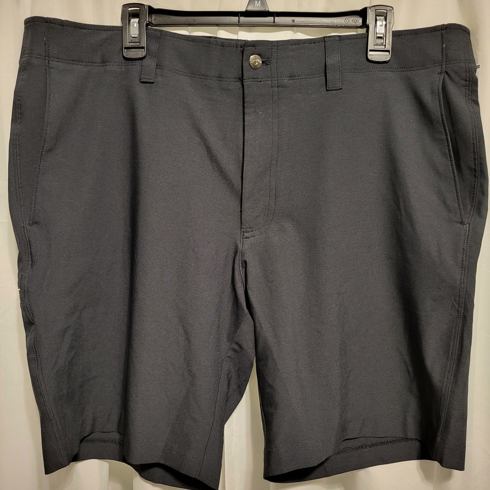 Callaway Men's Charcoal Flat Front Shorts